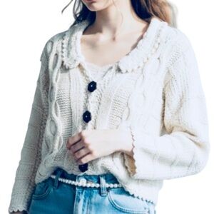 HANDKNITS BY EASTWINDS
Vintage 100% Cotton Cable Knit Flower Button Cardigan S